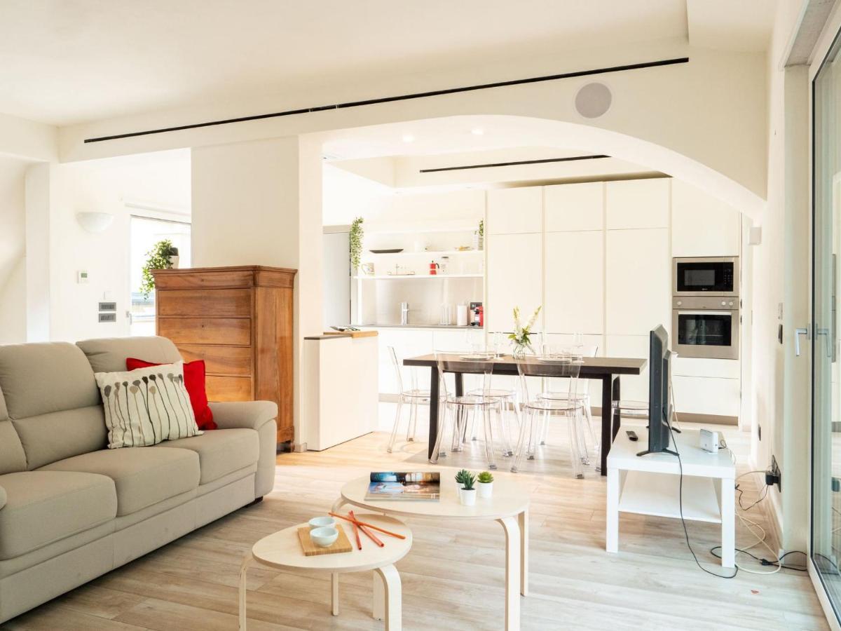 The Rent - Attic With Terrace In Downtown *